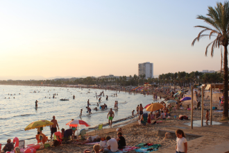 Pela primeira vez em 25 anos, todas as praias de Belém estão liberadas para banho